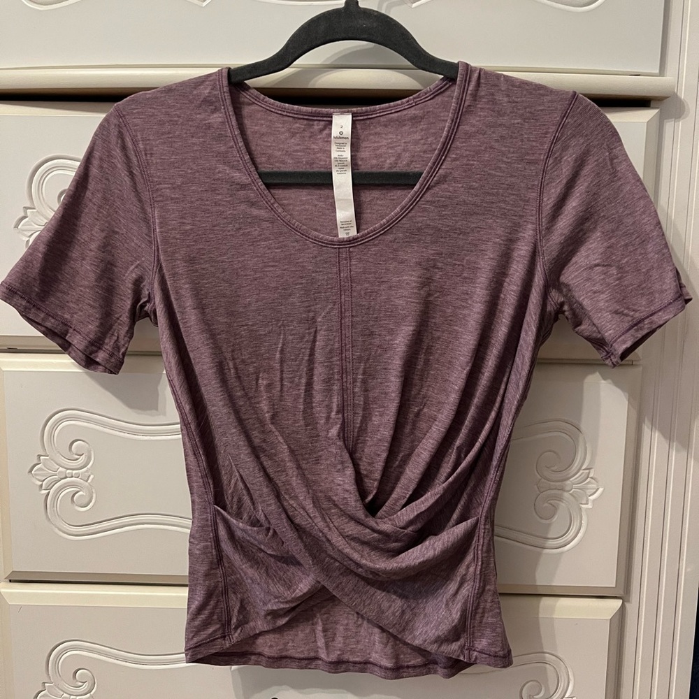 Lululemon Twist Purple Yoga Tee Size 2